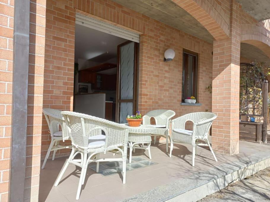 Casa Carlino Διαμέρισμα Santo Stefano Belbo Εξωτερικό φωτογραφία